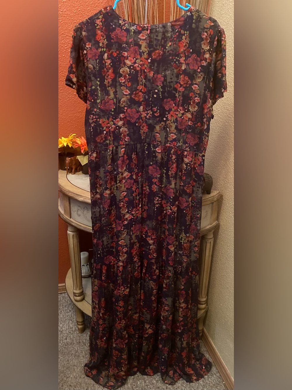 Natural Life - EUC - Evangeline
Floral Maxi Dress. EXCELLENT CONDITION - Picture 6 of 9